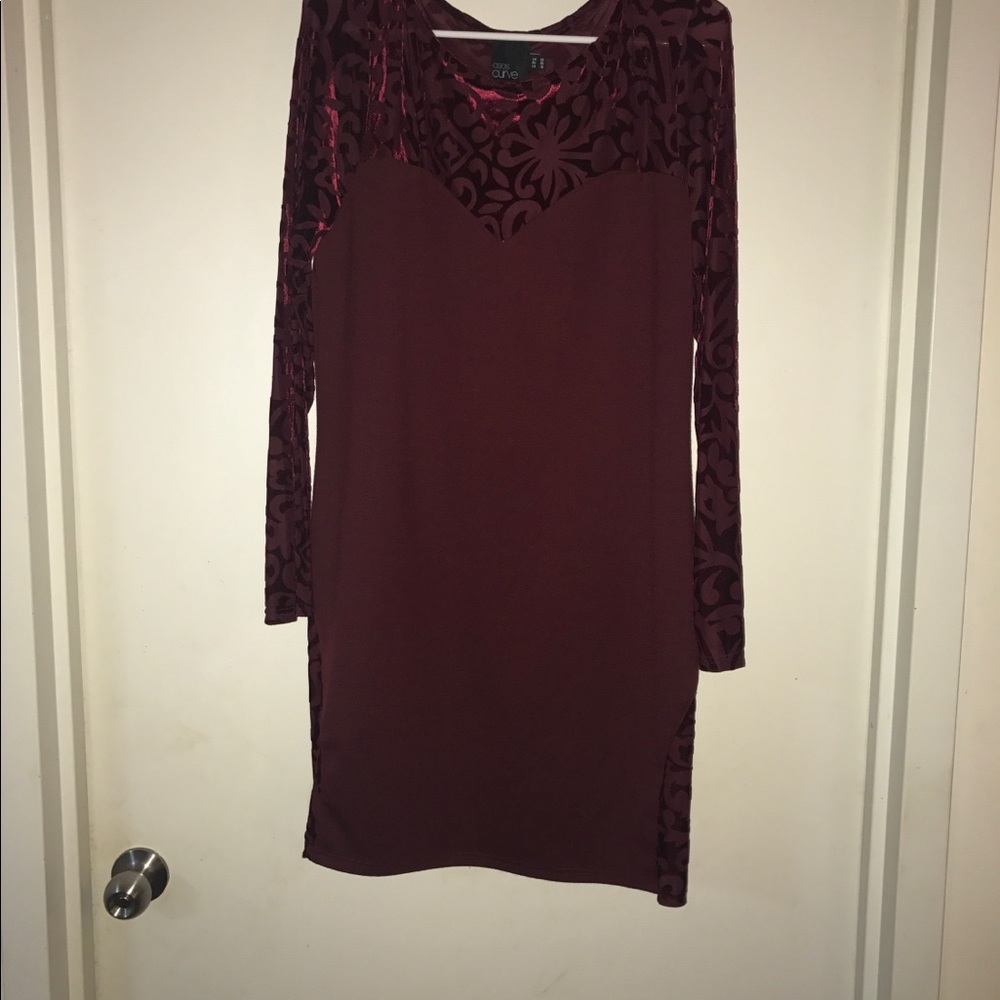 Bodycon Maroon Dress